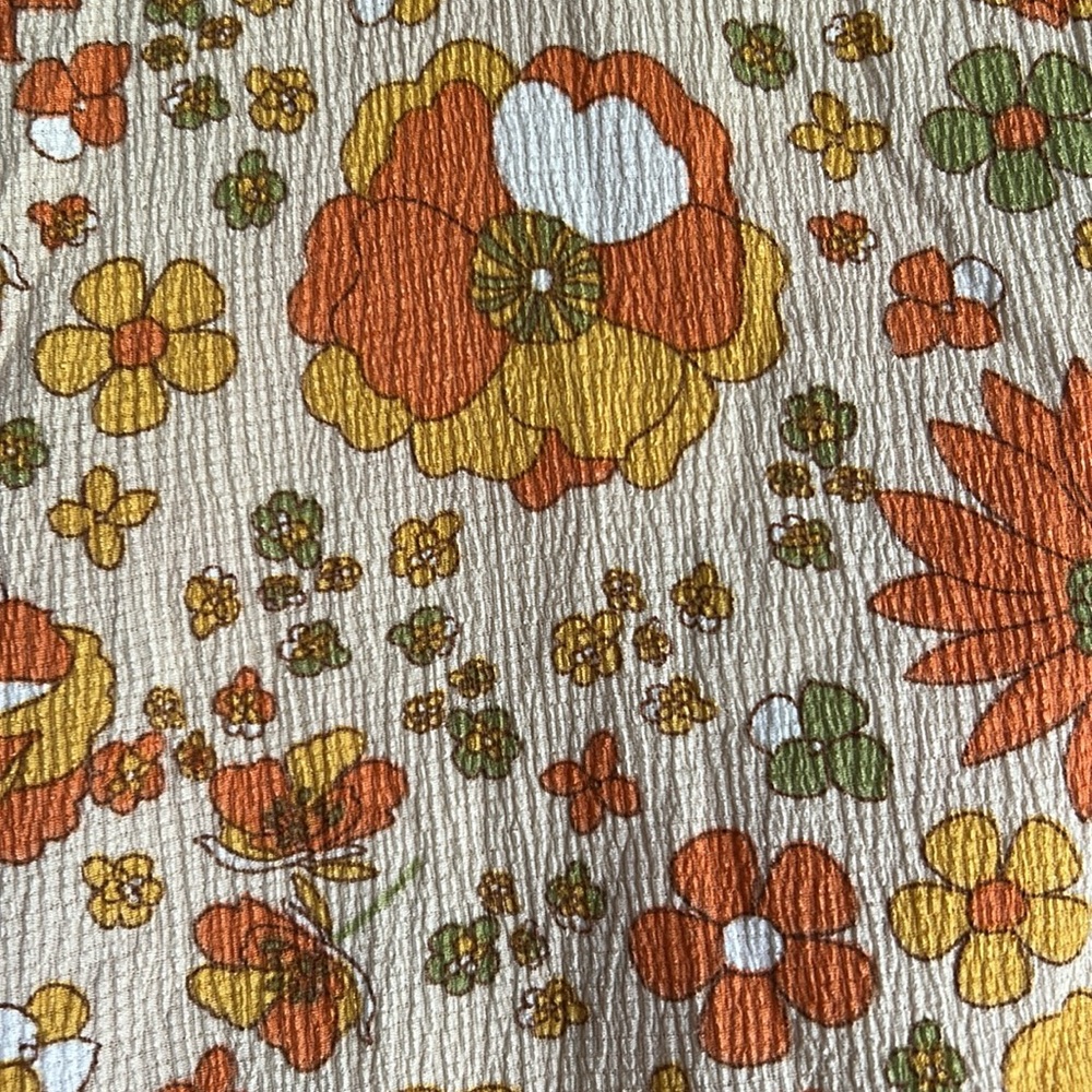 Vintage Inspired Floral Sleeveless Top - Orange and Green - Picture 2 of 9